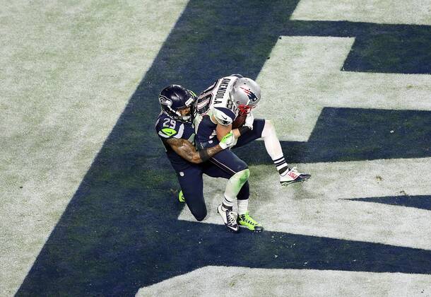 01 February 2015: New England Patriots wide receiver Danny Amendola 80 hauls in a touchdown over Seattle Seahawks free safety Earl Thomas 29 during the second half of Super Bowl XLIX between the Seattle Seahawks and the New England Patriots at University of Phoenix Stadium in Glendale, Az. The New England Patriots beat the Seattle Seahawks 28-24. NFL American Football Herren USA FEB 01 Super Bowl XLIX - Patriots v Seahawks Icon3171502012768 EDITORIAL USE ONLY