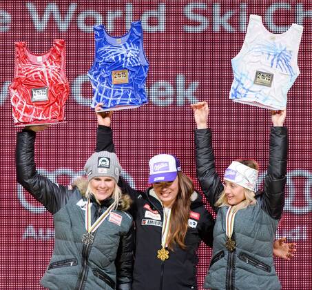 09.02.2015, Solaris Placa, Vail, USA, FIS Weltmeisterschaften Ski Alpin, Vail Beaver Creek 2015, Damen, Kombination, Siegerehrung, im Bild v. l. Nicole Hosp (AUT, 2. Platz), Tina Maze (SLO, 1. Platz), Michaela Kirchgasser (AUT, 3. Platz) second placed Nicole Hosp of Austria ( L ) first placed Tina Maze of Slovenia ( C ) third placed Michaela Kirchgasser of Austria ( R ) during award ceremony for the Ladies Combined competition of FIS Ski World Championships 2015 at the Solaris Placa in Vail, United States on 2015 02 09. EP_gro
