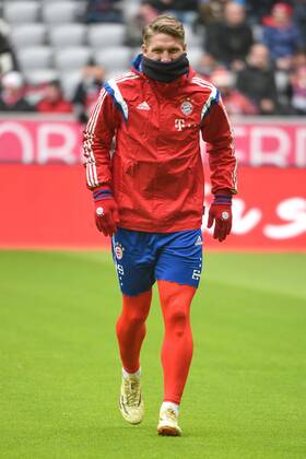 Samstag 14.02.2015, 1. Bundesliga, Saison 2014 2015, 21. Spieltag , FC Bayern Muenchen - Hamburger SV, Hamburg, HSV, Bastian SchWEINSTEIGER (FC Bayern Muenchen) 31 DeFodi09-503-00475