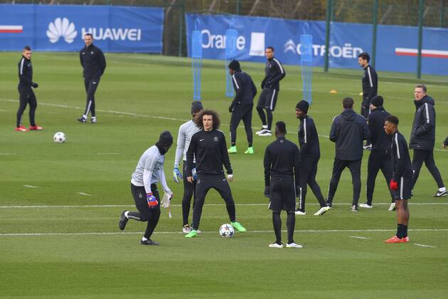 Aktuell Fußball, Champions League, Training Paris St. Germain David Luiz FOOTBALL : Entrainement du PSG avant match de Champions League - 16 02 2015 GwendolineLeGoff Panoramic 