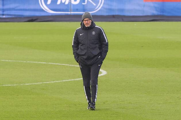 Aktuell Fußball, Champions League, Training Paris St. Germain Laurent Blanc ( Entraineur coach PSG) FOOTBALL : Entrainement du PSG avant match de Champions League - 16 02 2015 GwendolineLeGoff Panoramic 
