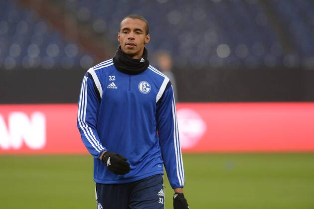 Fußball Champions League Abschlusstraining Schalke 04 am 17.02.2015 in der Veltins-Arena in Gelsenkirchen Joel Matip ( Schalke )