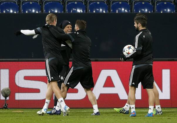 Real Madrid training session before first leg of 1 8 Champions League match. In this picture, Javier Hernandez (Chicharito). xPABLOGARCIAx 