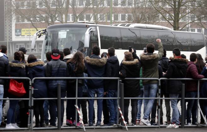 Real Madrid players arrive in Gelsenkirchen to play the Champions League match . xPABLOGARCIAx 