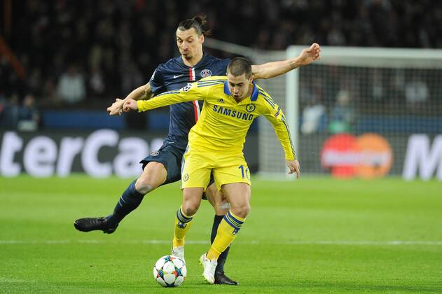 Aktuell Fußball, Champions League, Paris St. Germain - FC Chelsea Zlatan Ibrahimovic (PSG) Eden Hazard (Chelsea) FOOTBALL : PSG vs Chelsea - Champion s League - 17 02 2015 N.LeGouic FEP Panoramic 