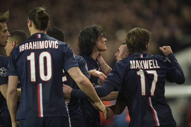 Aktuell Fußball, Champions League, Paris St. Germain - FC Chelsea joie de Edinson Cavani (PSG) apres son but joie des joueurs parisiens FOOTBALL : PSG vs Chelsea - League des Champions - 17 02 2015 JBAutissier Panoramic 