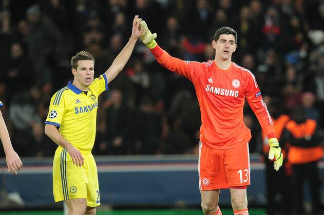 Aktuell Fußball, Champions League, Paris St. Germain - FC Chelsea joie Cesar Azpilicueta - Thibault Courtois (Chelsea) FOOTBALL : PSG vs Chelsea - Champion s League - 17 02 2015 N.LeGouic FEP Panoramic 
