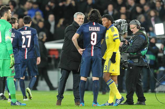 Aktuell Fußball, Champions League, Paris St. Germain - FC Chelsea Edinson Cavani (PSG) Jose Mourinho (entraineur Chelsea) FOOTBALL : PSG vs Chelsea - Champion s League - 17 02 2015 N.LeGouic FEP Panoramic 