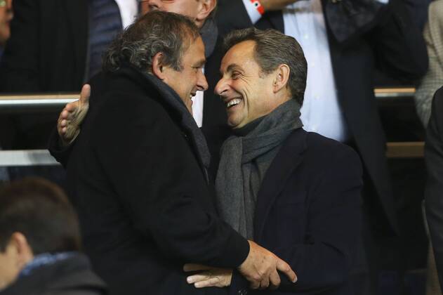 Michel Platini ( President FIFA ) et Nicolas Sarkozy CELEBRITES : PSG vs Chelsea - Champions League - 17 02 2015 GwendolineLeGoffx 