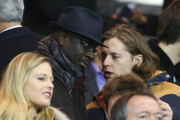 Lilian Thuram und Pierre, Sohn von Nicolas Sarkozy CELEBRITES : PSG vs Chelsea - Champions League - 17 02 2015 GwendolineLeGoffx 