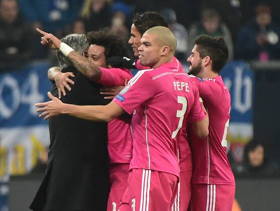 18.02.2015, xjhx, Fussball UEFA Champions League, FC Schalke 04 - Real Madrid, v.l. Trainer Carlo Ancelotti (Real Madrid), Marcelo (Real Madrid) Torjubel, Goal celebration, celebrate the goal 0:2