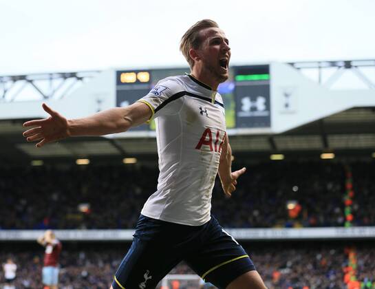 Tottenham s Harry Kane celebrates scoring his sides second goal Barclays Premier League - Tottenham Hotspur vs West Ham - White Hart Lane - England - 22nd February 2015 - Picture David Klein Sportimage EDITORIAL USE ONLY. No use with unauthorised audio, video, data, fixture lists, club league logos or live services. Online in-match use limited to 120 images, no video emulation. No use in betting, games or single club league player publications.