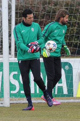 IPP20150223 Football - soccer: UEFA Champions League, Juventus Turin Training , gianluigi buffon e Marco Storari PUBLICATIONxONLYxINxGER xHOCHxZWEIx xItalyxPhotoxPressx 