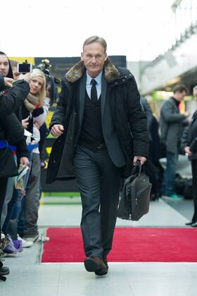 Montag 23.02.2015, Saison 2014 2015, BV Borussia Dortmund am Flughafen Dortmund auf dem weg zum Champions League Spiel, Geschaeftsfuehrer Hans-Joachim WATZKE (BVB) DeFodi01001062113