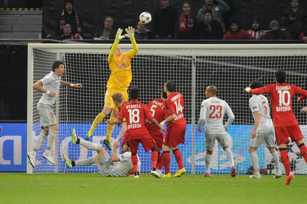 25.02.2015, xjfx, Fussball UEFA Champions League, Bayer 04 Leverkusen - Atletico Madrid, v.l.Bernd Leno (Bayer Leverkusen)