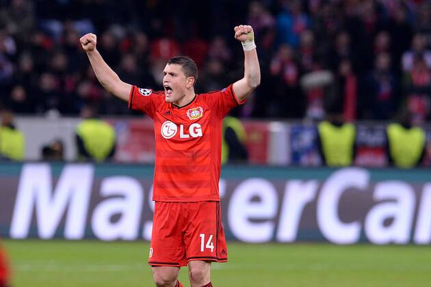 Fußball Champions League Achtelfinale Bayer Leverkusen - Atletico Madrid am 25.02.2015 in der BayArena in Leverkusen Kyriakos Papadopoulos ( Leverkusen ) freut sich über den Sieg