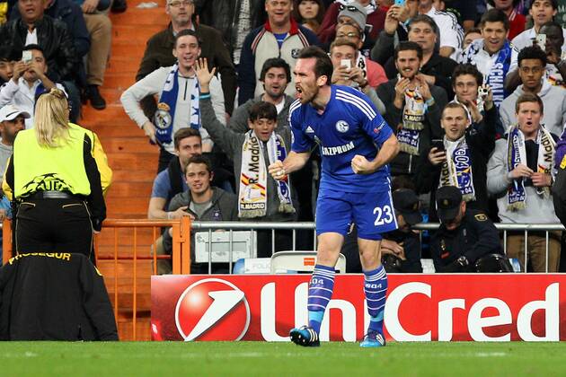 Madrid, Spanien 10. Maerz 2015: Champions League 14 15 - Real Madrid vs. FC Schalke 04. Torjubel Jubel Freude Emotion Christian Fuchs (Schalke) nach 0:1 für Schalke, md