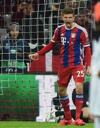 11.03.2015, xjhx, Fussball UEFA Champions League, FC Bayern Muenchen - Schachtar Donezk, v.l. Thomas Mueller (FC Bayern Muenchen) Goal scored, Tor zum 1:0
