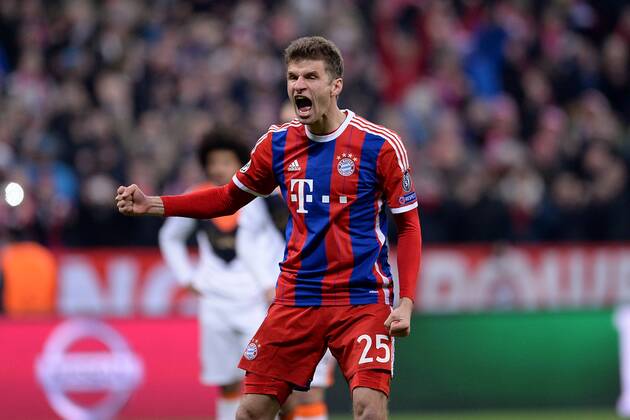 Fußball Champions League Achtelfinale Bayern München - Schachtar Donezk am 11.03.2015 in der Allianz Arena in München Torjubel zum 1:0 durch Thomas Müller ( München )