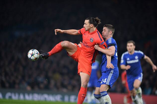 Zlatan Ibrahimovic (psg) - Gary Cahill (che) FOOTBALL : Chelsea vs Paris SG - Ligue des champions - 11 03 2015 AnthonyBIBARDFEP 