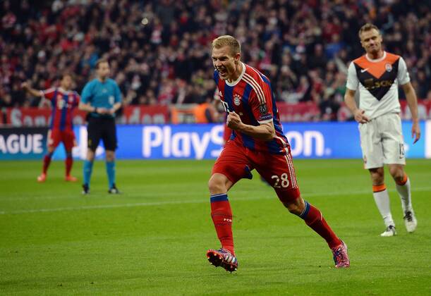 11.03.2015, xjhx, Fussball UEFA Champions League, FC Bayern Muenchen - Schachtar Donezk, v.l. Holger Badstuber (FC Bayern Muenchen) Torjubel, Goal celebration, celebrate the goal 5:0