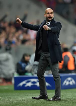 FUSSBALL CHAMPIONS LEAGUE SAISON 2014 2015 ACHTELFINAL RUECKSPIEL FC Bayern Muenchen - FC Schachtar Donezk 11.03.2015 Torjubel: Trainer Pep Guardiola (FC Bayern Muenchen) 