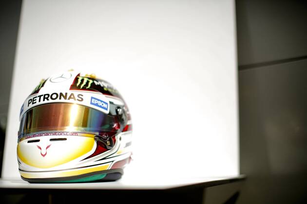 Motorsports: FIA Formula One World Championship WM Weltmeisterschaft 2015, Grand Prix of Australia, helmet of 44 Lewis Hamilton (GBR, Mercedes AMG Petronas Formula One Team) - ZUMAg147