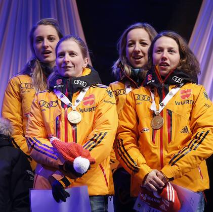 BIATHLON - IBU WC Kontiolahti 2015 KONTIOLAHTI,FINLAND,14.MAR.15 - BIATHLON - IBU World Championships, relay 4x6km, ladies, Medal Plaza, award ceremony. Image shows Franziska Hildebrand, Vanessa, Hinz, Franziska Preuss and Laura Dahlmeier (GER).
