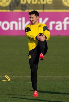 Dienstag 17.03.2015, CL, UEFA Champions League, Saison 2014 2015, Abschlusstraining in Dortmund, BV Borussia Dortmund, Ilkay GUENDOGAN (BVB), Lacht DeFodi01045019857