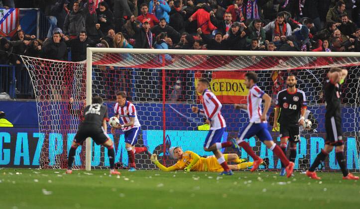 17.03.2015, xcox, Fussball UEFA Champions League, Atletico Madrid - Bayer 04 Leverkusen, v.l.Mario Suarez (Atl. Madrid) Goal (1-0)