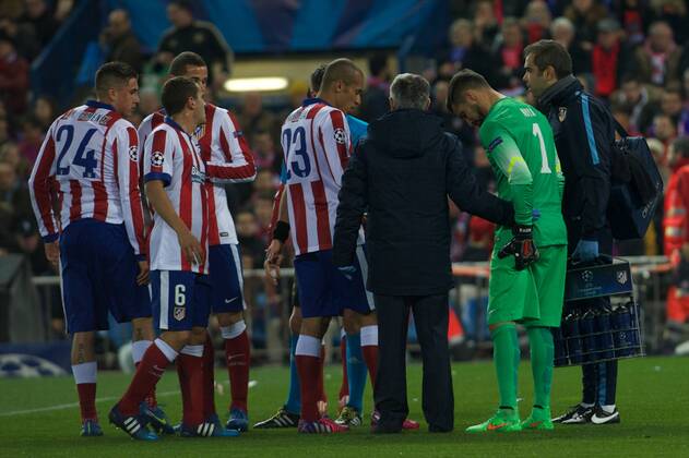 Atletico de Madrid Goalkeeper, Miguel Angel Moya Rumbo, number 1 . Atletico de Madrid Midfielder, Mario Suarez Mata, number 4. Atletico de Madrid Midfielder, Jorge Resurreccion Merodio, number 6. Atletico de Madrid Defender, Joao Miranda de Souza Filho, number 23. Atletico de Madrid Defender, Jose Maria Gimenez de Vargas, number 24. Round 1 8 of the CHAMPIONS league, soccer match between Atletico de Madrid - Bayer 04 Leverkusen at the Vicente Calderon estadium, Madrid - Spain by March 17, 2015.