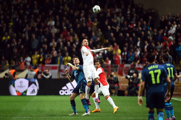 Laurent Koscielny (ars) - DIMITAR BERBATOV (mon) - AS Monaco vs Arsenal FC - Champions League 17 03 2015 FEP 