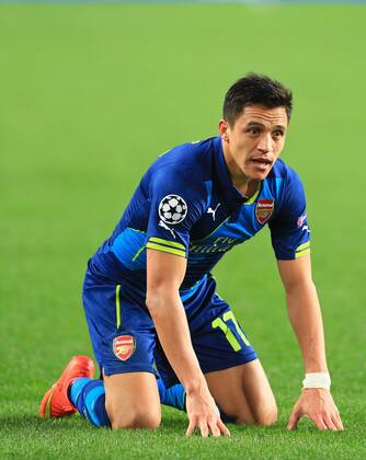 Arsenal s Alexis Sanchez looks dejected - AS Monaco vs. Arsenal - UEFA Champion s League - Round of 16, second leg - Stade Louis II - Monaco - 17 03 2015 Pic Philip Oldham Sportimage EDITORIAL USE ONLY. No use with unauthorised audio, video, data, fixture lists, club league logos or live services. Online in-match use limited to 120 images, no video emulation. No use in betting, games or single club league player publications.