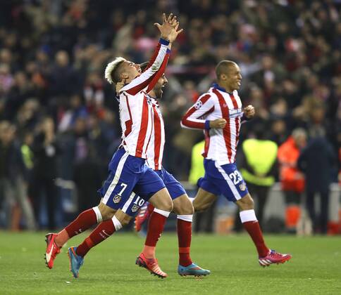 Foto: Jubel bei Atletico nach dem elfmeterschiessen , Antoine Griezmann Fussball - Championsleague am Di. 17.03.2015 Achtelfinale, Atletico Madrid - Bayer 04 Leverkusen