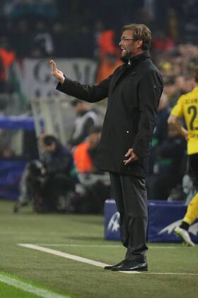 18.03.2015, xjfx, Fussball UEFA Champions League, Borussia Dortmund - Juventus Turin, v.l. Trainer Juergen Klopp (Borussia Dortmund),gibt Anweisungen, gestikuliert, mit den Armen gestikulieren gives instructions, gesticulate.