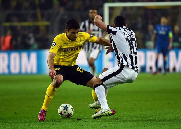 18.03.2015, xjhx, Fussball UEFA Champions League, Borussia Dortmund - Juventus Turin, v.l. Sokratis (Borussia Dortmund), Carlos Tevez (Juventus Turin)