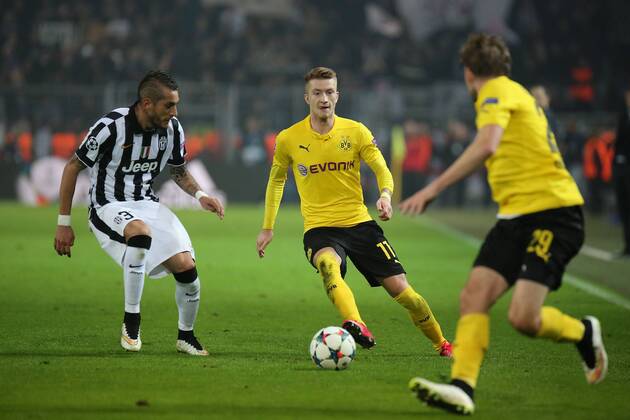 18.03.2015, xjfx, Fussball UEFA Champions League, Borussia Dortmund - Juventus Turin, v.l. Roberto Pereyra (Juventus Turin),Marco Reus (Borussia Dortmund),Marcel Schmelzer (Borussia Dortmund)