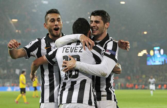 18.03.2015, Fussball Championsleague 2014 2015, Achtelfinale , Borussia Dortmund - Juventus Turin, im Signal-Iduna-Park-Stadion Dortmund. Jubel v.l. Roberto Pereyra (Juventus Turin) , Carlos Tevez (Juventus Turin) und Torschütze Alvaro Morata (Juventus Turin) zum Tor zum 0:2 