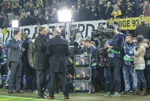Juergen KLOPP, Chef - Trainer BVB beim Interview Sky Fernsehen, TV, Medien, Fernsehuebertagung, Live, Liveuebertragung, Pay-TV, Bezahlfernsehen, Fernsehsender Interview Fernsehen,Journalisten, TV, Medien, Fotografen , Fernsehuebertagung, Live, Liveuebertragung Presseraum, Presse , Interview, Media, Medienzentrum BORUSSIA DORTMUND - JUVENTUS TURIN 0-3 Fussball UEFA Champions League, Achtelfinale in Dortmund, 18.03.2015 CL Saison 2014 2015, BVB