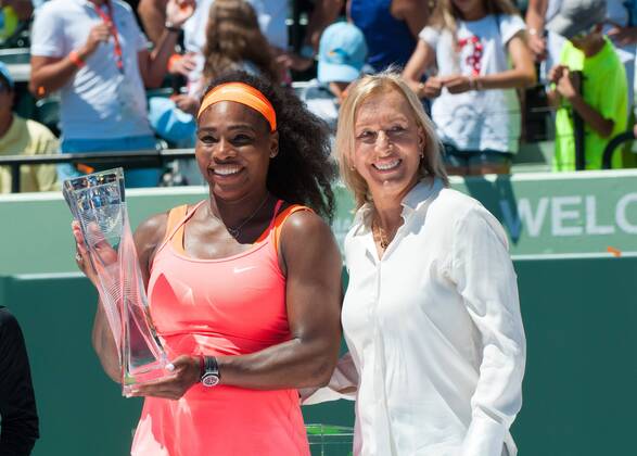 April 4, 2015: Serena Williams accepting the tropy from Martina Navratilova. Serena Williams (USA) wins the women s final match at the Miami Open in Key Biscayne, FL TENNIS: APR 04 Miami Open Icon1504041673 EDITORIAL USE ONLY