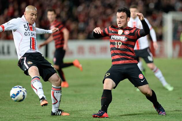 07.04.2015. Sydney, Australia. AFC Champions League. Western Sydney Wanderers v FC Seoul. Wanderers forward Mark Bridge in action. xNigelxOwenx  ActionPlus11611493