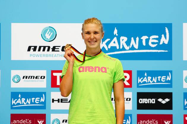 Deutsche Meisterin über 100-Meter Brust: Vanessa Grimberg (SVR Stuttgart), Deutsche Meisterschaften 2015, Schwimmen, 11.04.2015 EP_mht