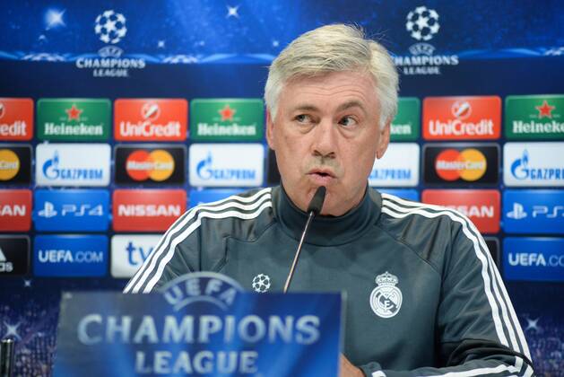 MADRID - 13 APR: Carlo Ancelotti, Marcelo, Pressekonferenz Real Madrid. 