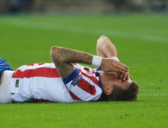 Atletico de Madrid Forward, Mario Mandzukic, number 9 . Round 1 4 of the CHAMPIONS league, soccer match between Atletico de Madrid - Real Madrid at the Vicente Calderon estadium, Madrid - Spain by April 14, 2015. PHOTO: Gregorio Lopez. 