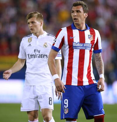 KROOS Toni Team Real Madrid mit MANDZUKIC Mario UEFA Champions League Saison 2014-2015 Viertelfinale Atletico Madrid-Real Madrid am 14.April 2015 in Madrid 