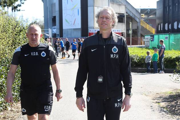 - BRUGGE, BELGIUM: Club s assistant coach Stan Van den Buijs and Club s head coach Michel Preud homme arrive for a training session of Club Brugge, in Brugge stadium, Wednesday 15 April 2015. Belgian first league soccer team Club Brugge will play tomorrow a first leg quarter final game of Uefa Europa League competition against Ukrainian soccer club Dnipro. BRUNOxFAHY x04604450x