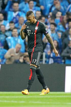 enttaeuschung bei Jerome Boateng 17 (FC Bayern Muenchen) , FC Porto vs. FC Bayern Muenchen, Fussball, Champions League, 15.04.2015 EP_ckt