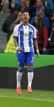 15.04.2015, Fussball Championsleague 2014 2015, Viertelfinale Hinspiel, FC Porto - FC Bayern München, im Estadio Dragao in Porto (Portugal). Torjubel Ricardo Quaresma (FC Porto). 