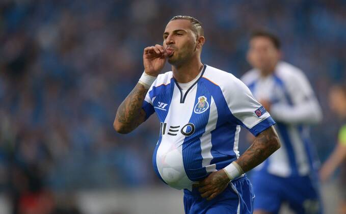 FUSSBALL CHAMPIONS LEAGUE SAISON 2014 2015 VIERTELFINALE HINSPIEL FC Porto - FC Bayern Muenchen 15.04.2015 Ricardo Quaresma (FC Porto) jubelt nach seinem Tor 