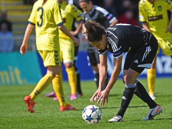 19.04.2015, xjhx, Fussball Champions League 1 2 Finale, 1.FFC Frankfurt - Broendby IF Kopenhagen, v.l. Celia Sasic (1.FFC Frankfurt) Goal scored, Tor zum 1:0